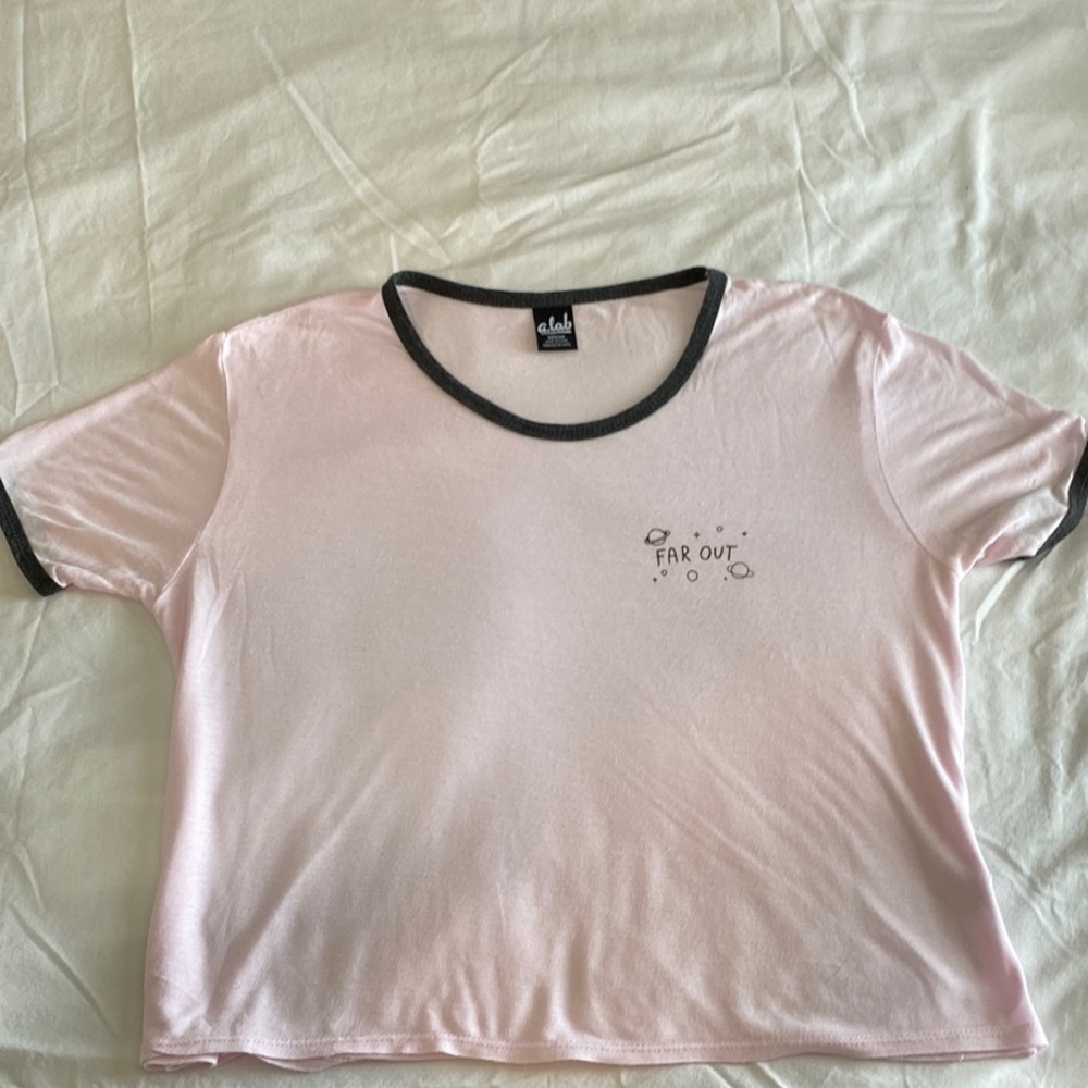 a.lab Far Out Loose fitting Cropped Pink T-shirt